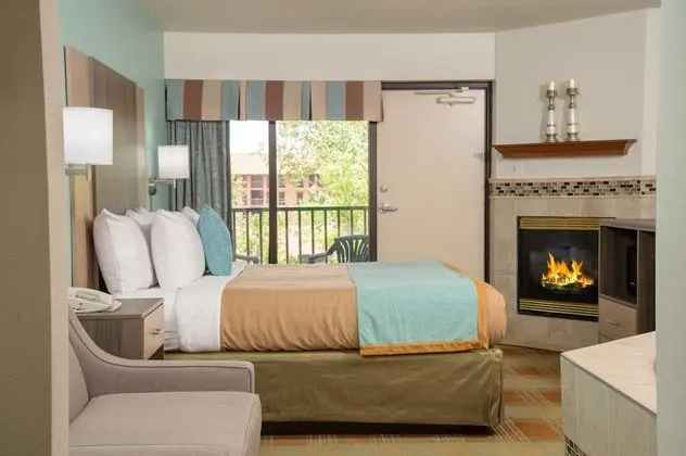 Grand Süit, 1 Yatak Odası, Nehir Manzaralı (Hot tub)
