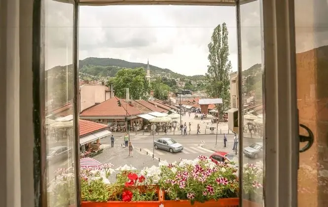 Comfort Tek Büyük veya İki Ayrı Yataklı Oda, Özel Banyo, Şehir Manzaralı