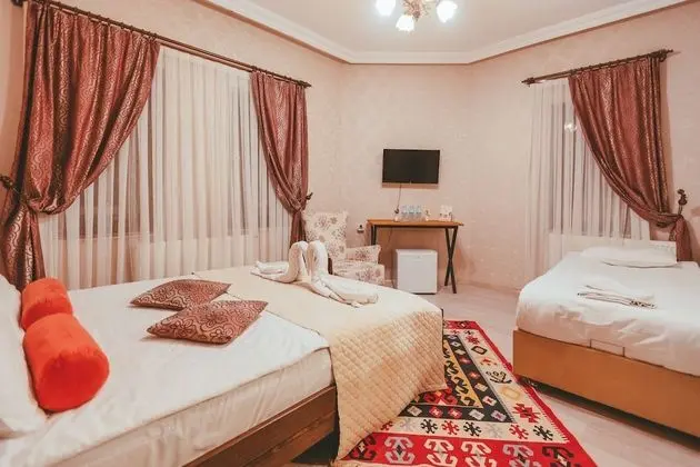 Economy Üç Kişilik Oda, 1 Yatak Odası, Sigara İçilmez, Bahçe Manzaralı