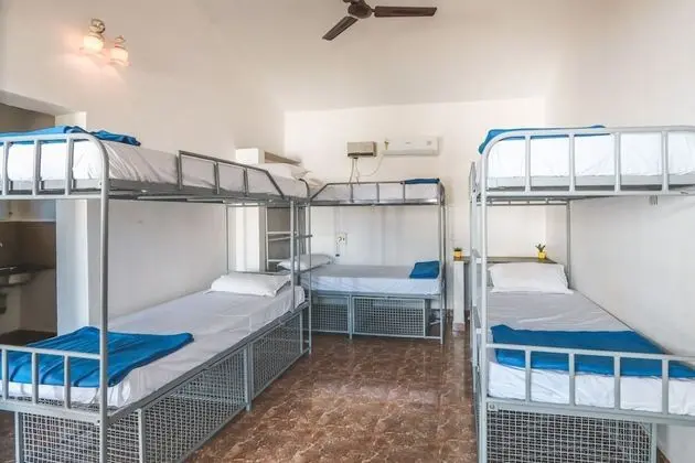 6 Bed AC Female Dorm