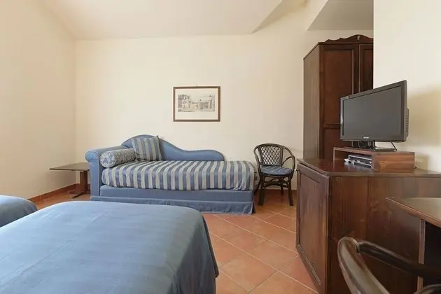 Standard Tek Büyük veya İki Ayrı Yataklı Oda