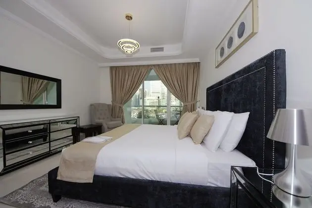 Apart Daire, 2 Yatak Odası, Marina Manzaralı