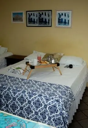 Quarto Duplo Casal -Standard - uma cama casal