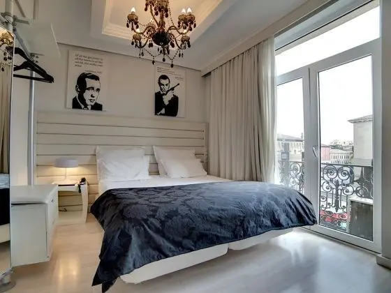 Standard Tek Büyük Yataklı Oda, Şehir Manzaralı