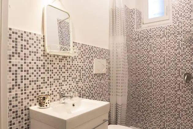 Apart Daire, 4 Yatak Odası