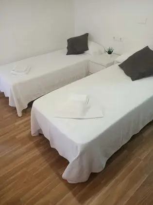 Economy Tek Büyük Yataklı Oda