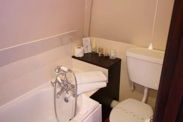 Basic Tek Kişilik Oda, Banyolu/Duşlu (Bath only)