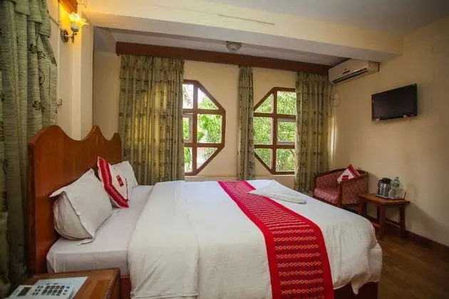 Deluxe Tek Büyük Yataklı Oda, Balkon (Air Conditioned Room)