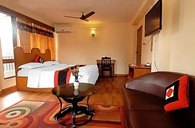 Deluxe Tek Büyük Yataklı Oda, Balkon (Air Conditioned Room)