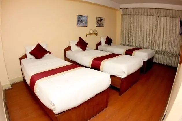 Deluxe Üç Kişilik Oda