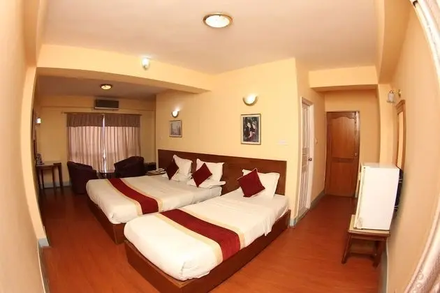 Deluxe Üç Kişilik Oda