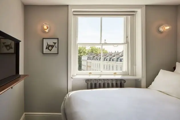 Classic Tek Büyük Yataklı Oda