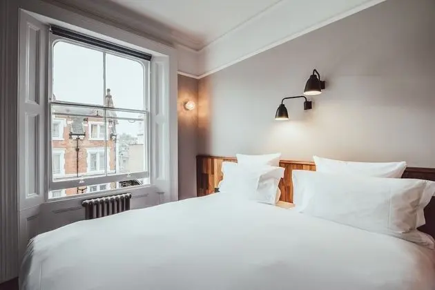 Comfort Tek Büyük Yataklı Oda