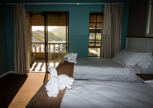 Comfort Dört Kişilik Oda, Kısmi Deniz Manzaralı