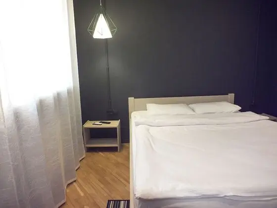 Standard Tek Büyük Yataklı Oda