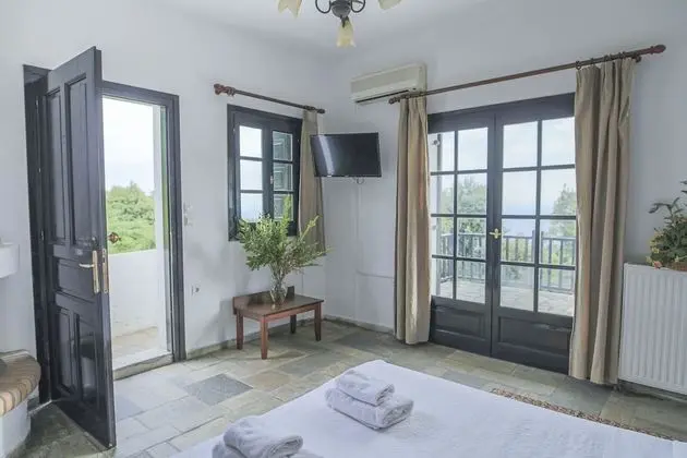 Tek Büyük Yataklı Oda, Bahçe Manzaralı