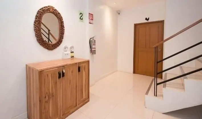 5-Bedroom Townhouse