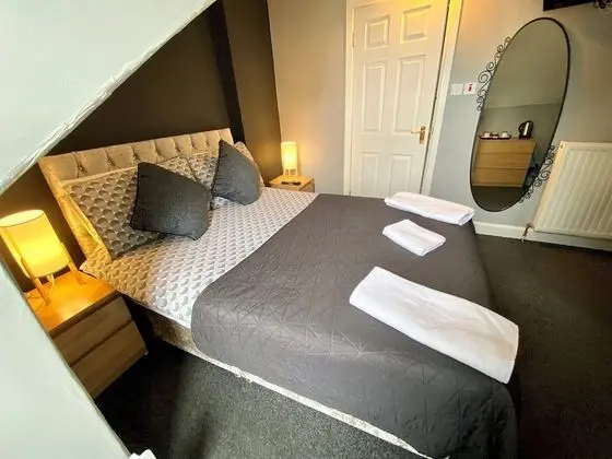 Standard Tek Büyük Yataklı Oda, Banyolu/Duşlu