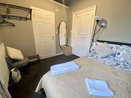 Standard Tek Büyük Yataklı Oda, Banyolu/Duşlu