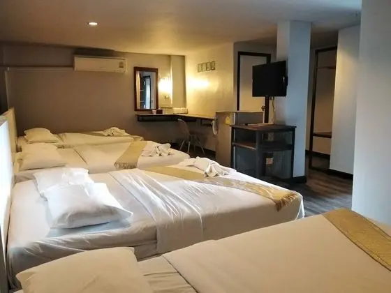 Family Room for 8 Persons