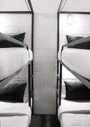 Ortak Ranzalı Oda, Karma Ranzalı Oda (Bed in 4-bed)