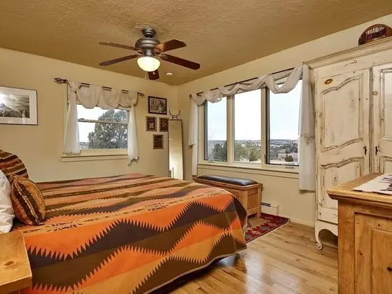 Ev (Piñon Vista - 360° Majestic Views, )