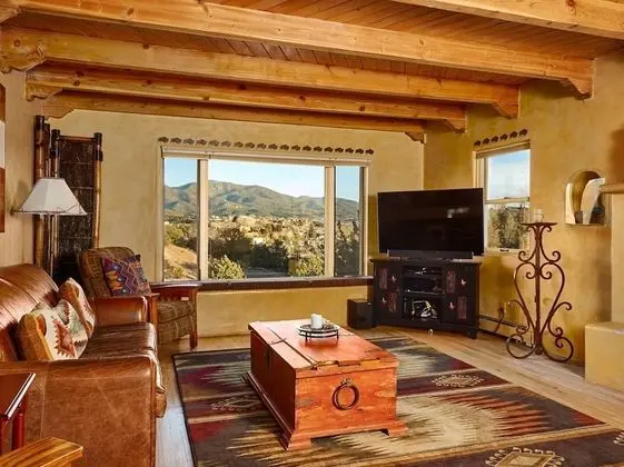 Ev (Piñon Vista - 360° Majestic Views, )