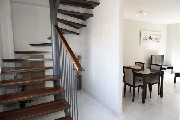 Apart Daire (Duplex, Calle Marmoles 32)
