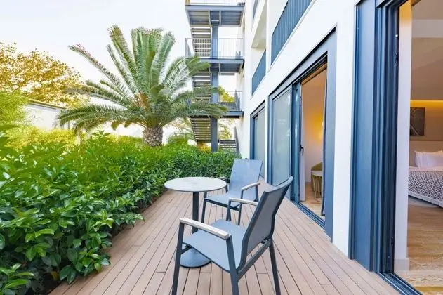 Junior Suite, Kısmi Deniz Manzaralı, Balkonlu