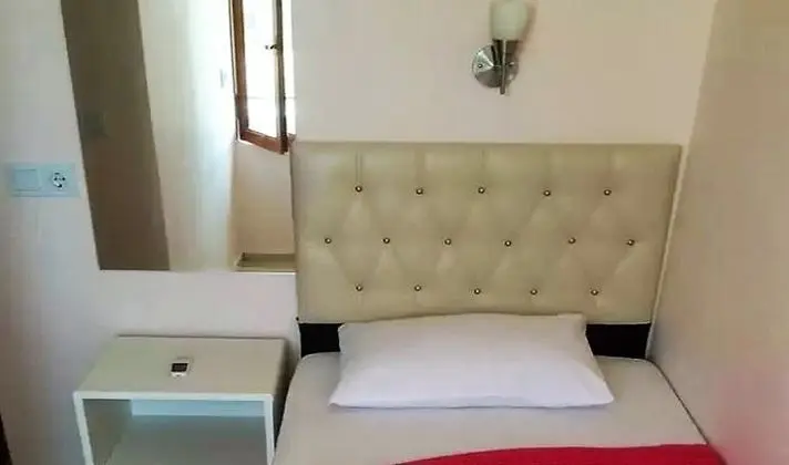 Tek Kişilik Oda