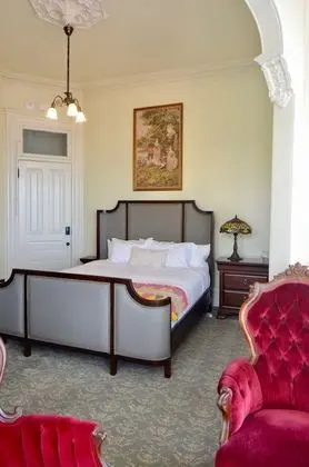 Basic Oda (Turret Room)