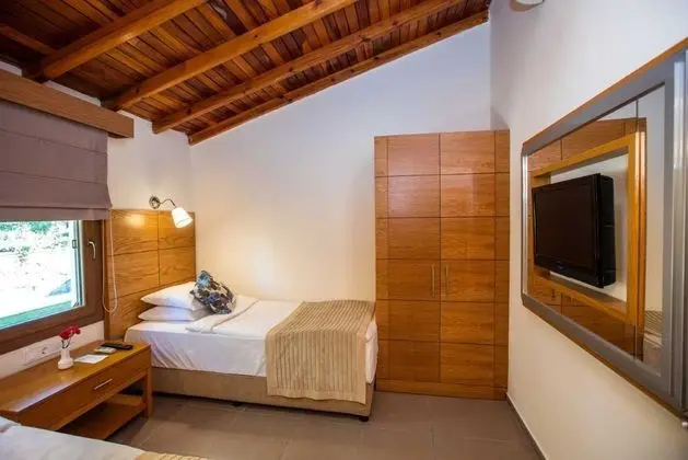 https://imagessl.etstur.com/files/images/hotelImages/TR/55109/l/Pine-Bay-Holiday-Resort-Hotel-Oda-267942.jpg