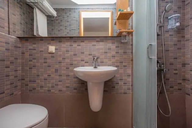 https://imagessl.etstur.com/files/images/hotelImages/TR/55109/l/Pine-Bay-Holiday-Resort-Hotel-Oda-267944.jpg