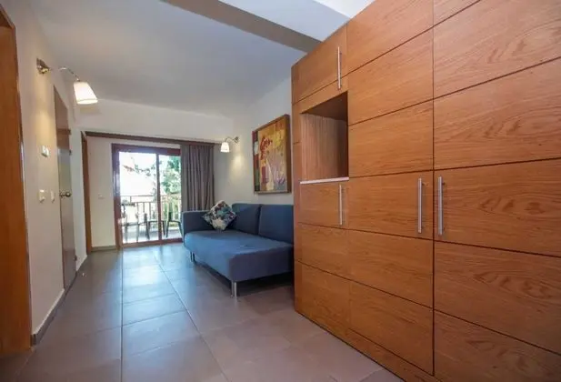 https://imagessl.etstur.com/files/images/hotelImages/TR/55109/l/Pine-Bay-Holiday-Resort-Hotel-Oda-267945.jpg
