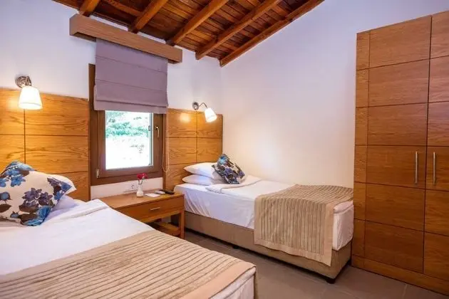 https://imagessl.etstur.com/files/images/hotelImages/TR/55109/l/Pine-Bay-Holiday-Resort-Hotel-Oda-267947.jpg