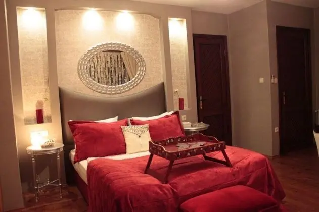 Jakuzili ve Şömineli Standart Oda, Bahçe Manzaralı