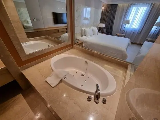 Deluxe Tek Büyük Yataklı Oda, Şehir Manzaralı (SuperKing A)