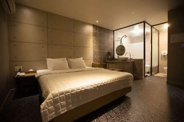 Deluxe Oda, 1 En Büyük (King) Boy Yatak, Sigara İçilmez (Ocean View or Mountain View)