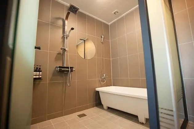 Deluxe Oda, 1 En Büyük (King) Boy Yatak, Sigara İçilmez (Ocean View or Mountain View)