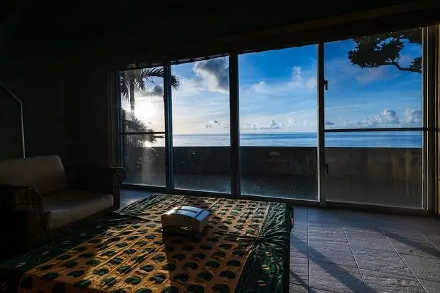 Comfort Ev, Sigara İçilmez (Beachfront, Pine House in Ginoza Hous)