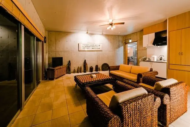 Comfort Ev, Sigara İçilmez (Beachfront, Pine House in Ginoza Hous)
