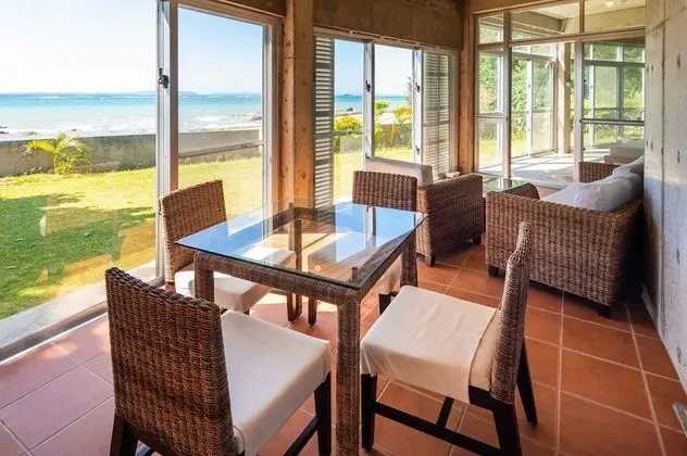 Comfort Ev, Sigara İçilmez (Beachfront, Pine House in Ginoza Hous)