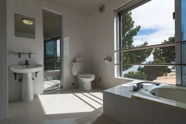 Comfort Ev, Sigara İçilmez (Beachfront, Pine House in Ginoza Hous)