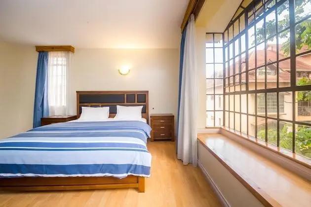 Deluxe Tek Büyük Yataklı Oda, 1 En Büyük (King) Boy Yatak, Engellilere Uygun, Bahçe Manzaralı