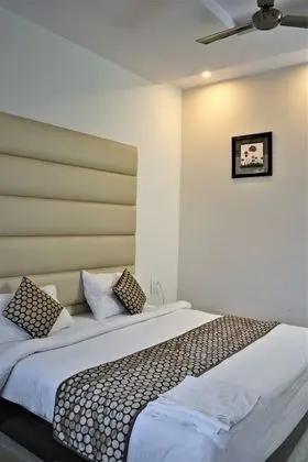 Deluxe Tek Büyük veya İki Ayrı Yataklı Oda