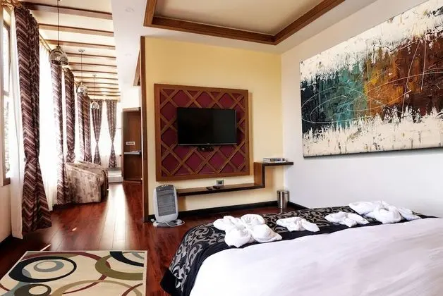 Suite Room