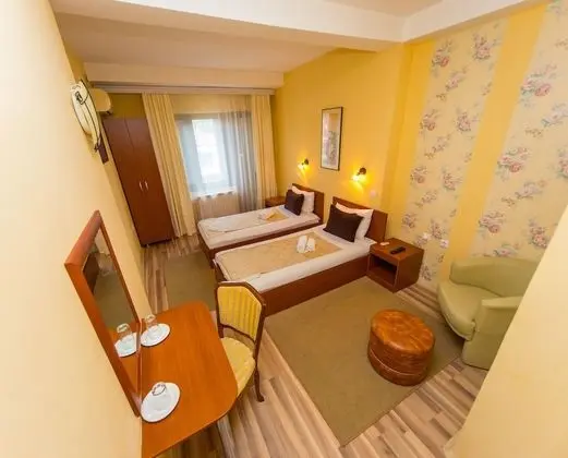 Comfort İki Ayrı Yataklı Oda