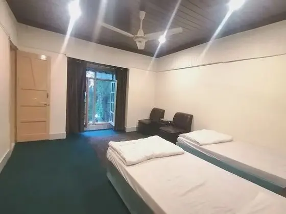Tek Büyük veya İki Ayrı Yataklı Oda