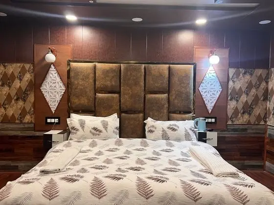 Deluxe Room with Balcony