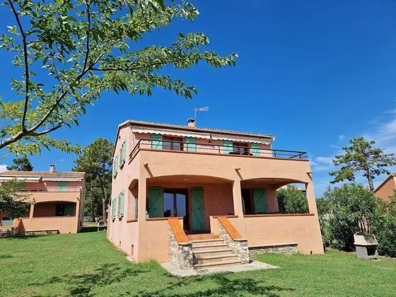 Oda